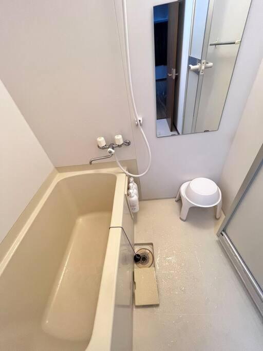 日本橋電気街　dendentown大面積40㎡工レベ-タ-直結5f Apartamento Osaka